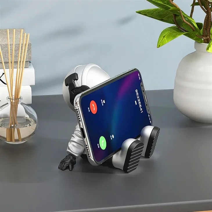 Astronaut Spacey Phone Stand